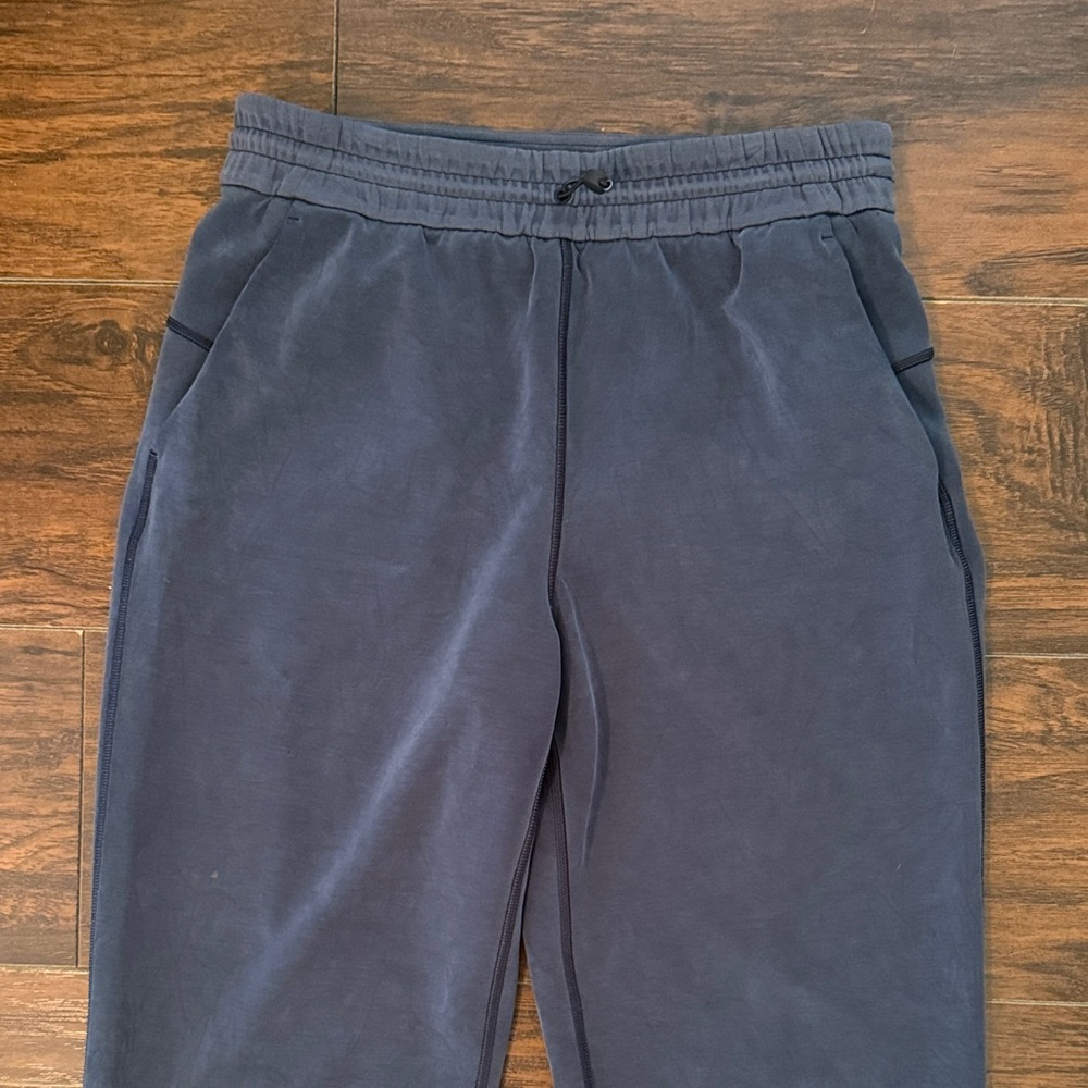Women’s Lululemon Softstreme high rise pants navy